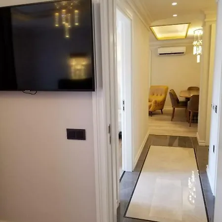 Royal Apartment *