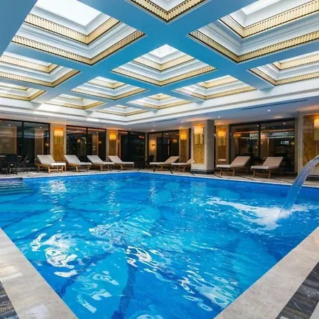 Royal Apartment *